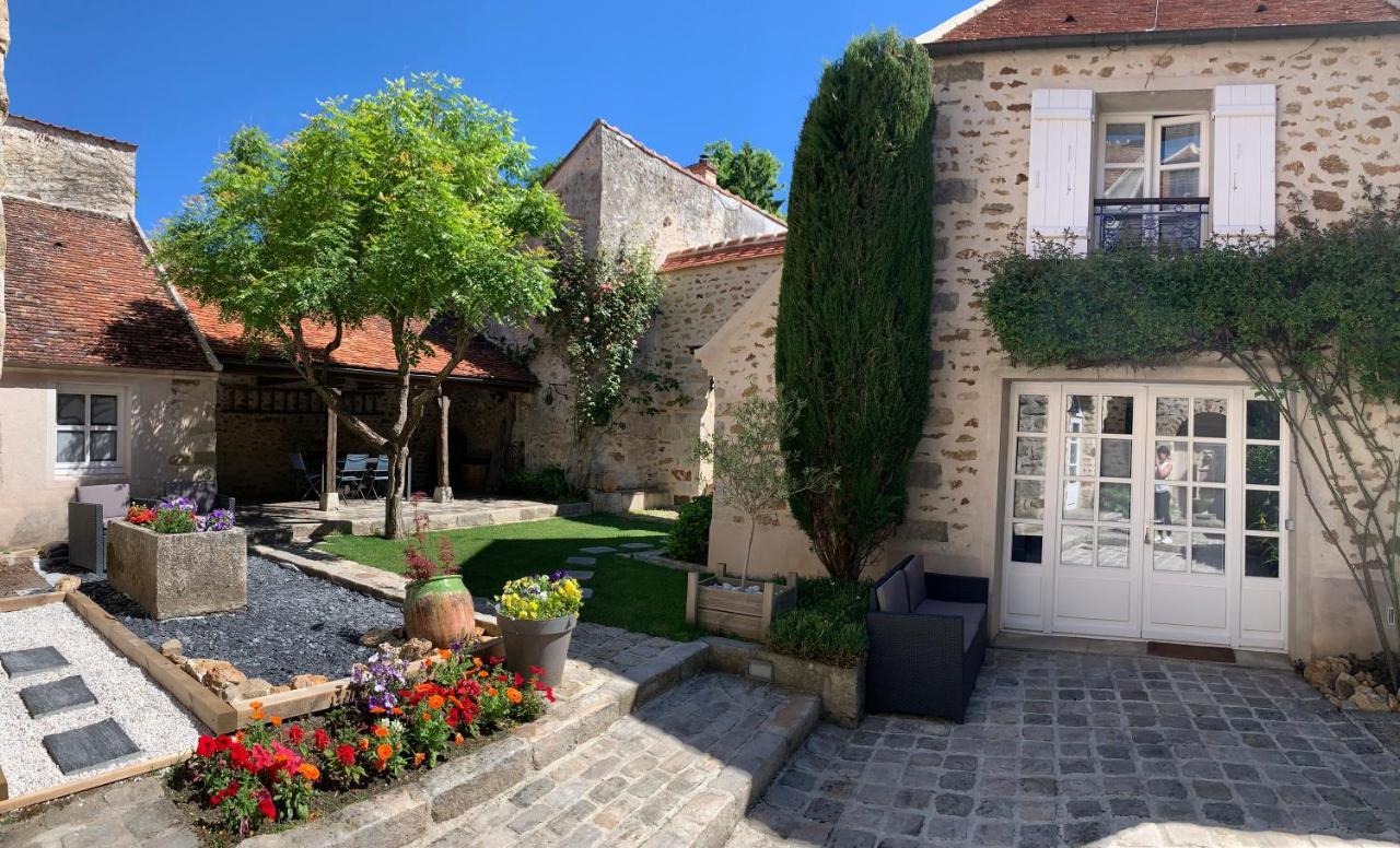 La Maison D'Emilie - Chambres D'Hotes Chaumes-en-Brie エクステリア 写真