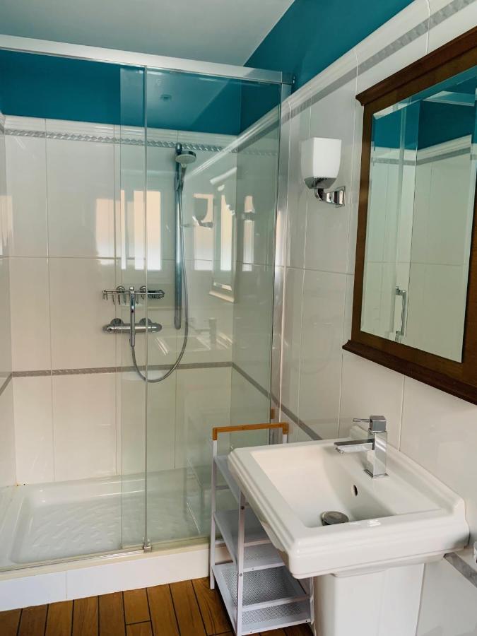 La Maison D'Emilie - Chambres D'Hotes Chaumes-en-Brie エクステリア 写真