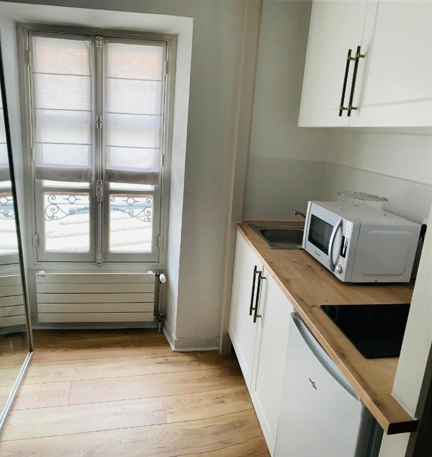 La Maison D'Emilie - Chambres D'Hotes Chaumes-en-Brie エクステリア 写真