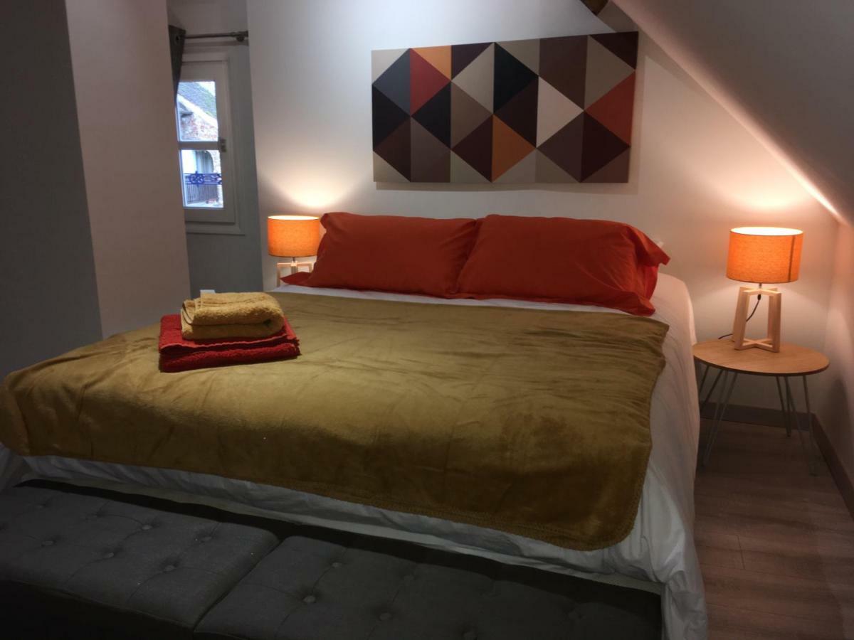 La Maison D'Emilie - Chambres D'Hotes Chaumes-en-Brie エクステリア 写真